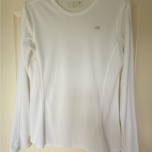 New Balance Women’s White Long-Sleeve Performance Tee